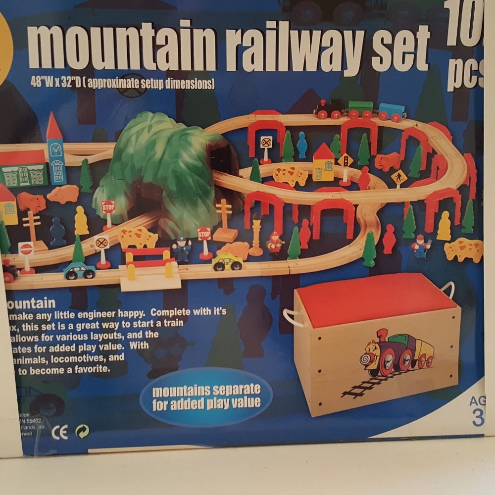 Mountain Railway Set 102 Wooden Pieces New in Original pack/TOYBOX by. Life Tree